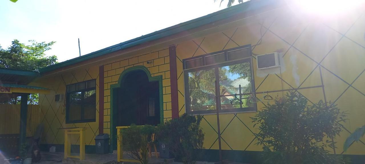 Rodel Yellow Hauz Itaytay Zewnętrze zdjęcie